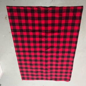 Classic Checkered Dining Tablecloth - Red and Black